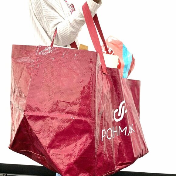 Oversized Double-handle Poshmark Tote. - Picture 5 of 5